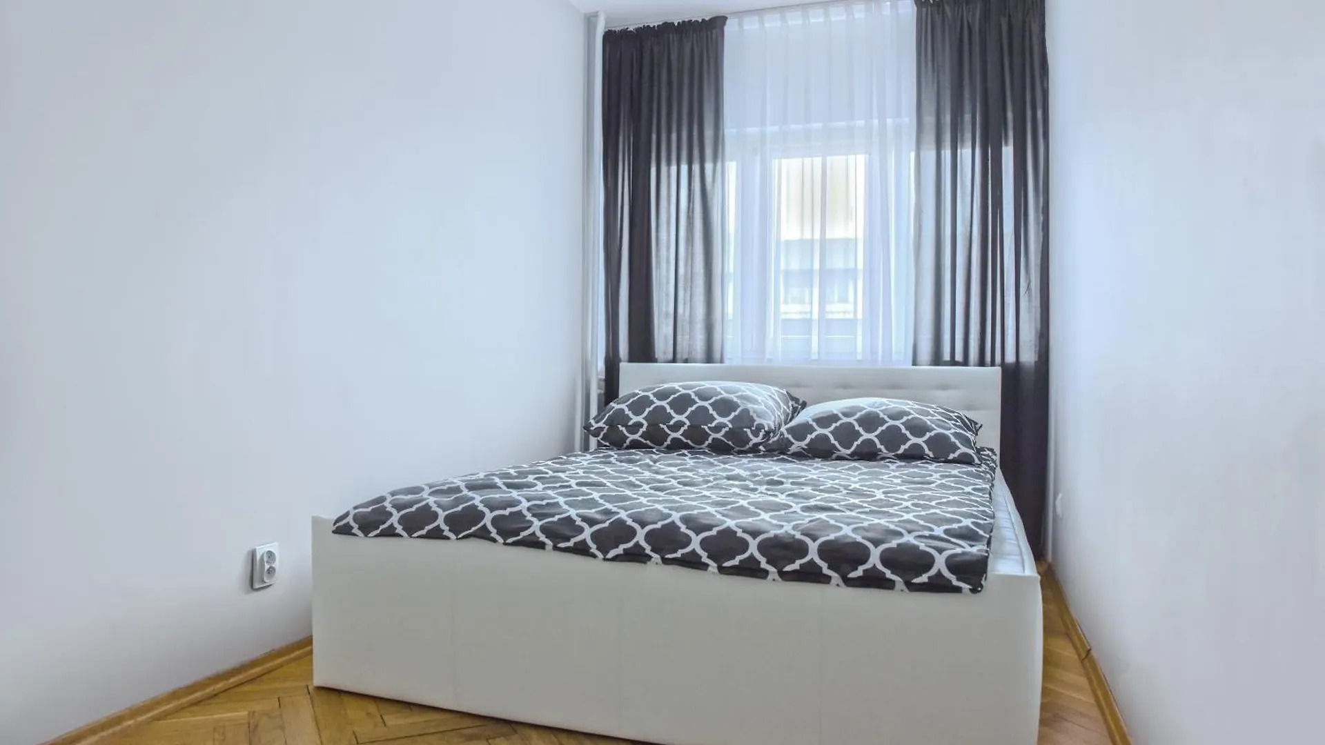 شقة Comfy Flat In The City Center. Great View. وارسو